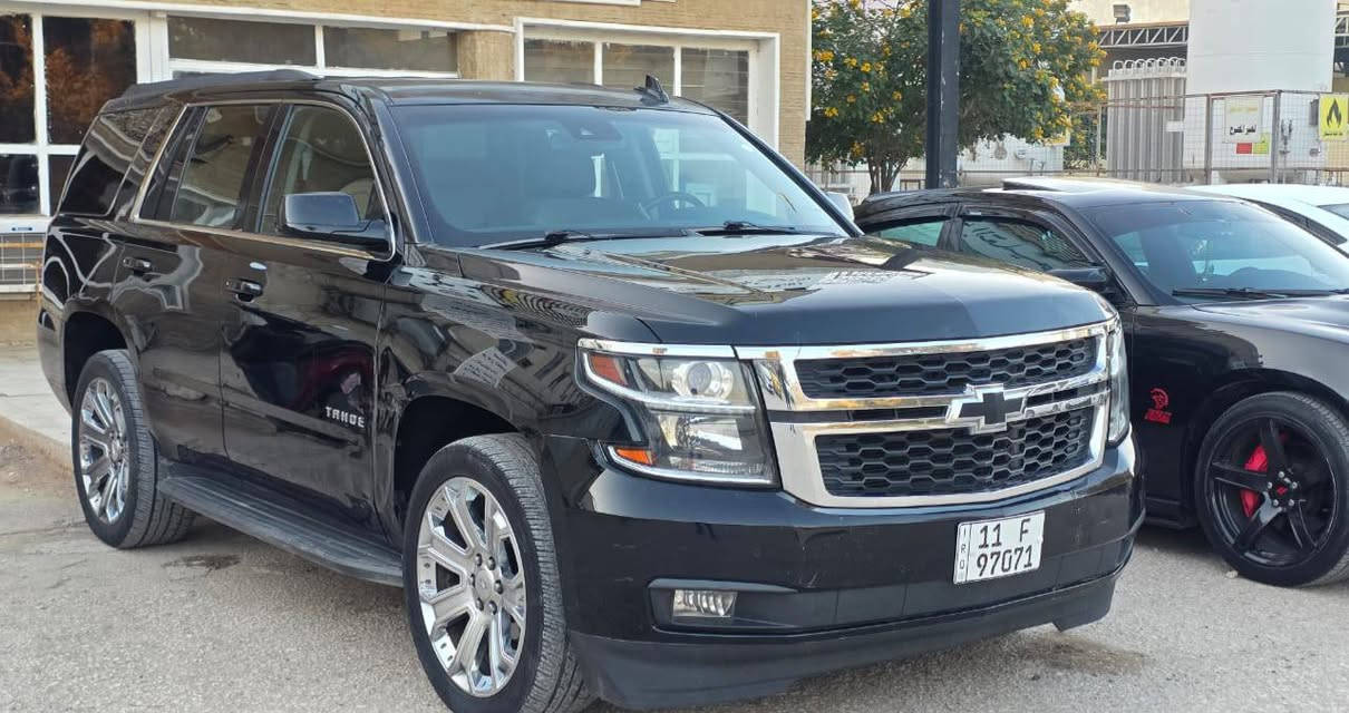 تاهو  موديل 2016 LT 
مواصفات ltz  وارد امريكي كلين بيها طخه بسيطه بين الباب والجاملغ واضحه بالصور ترجع بارد  دواخل كفاله  سياره جديده مال بيت احله من الصور
مكينه ٥٣٠٠وكير وحداديه وتبريد كفاله على وضع الشركة 
مواصفات LTZ فول. للاخير
فتحه + بصمه + اربع بيبان بصمه + داخل جلد + كراسي كهرباء + رادار امامي + كشن حار بارد + رادار جوانب + حساس خلفي + حساس امامي + قاصه + جنطه كهرباء + سبعه راكب + داخل كشن منفصل vip + دڤيدي بل سقف + كشن خزن ممري + سستم صوت بوس +اشاير بل مري + كامره خلفيه + فول تحكمات
ماشيه 112 mi  
مكينه ٥٣٠٠ 

مكان السياره الحله شارع ٤٠
للستفسار  ***********
*********** واتساب موجود
