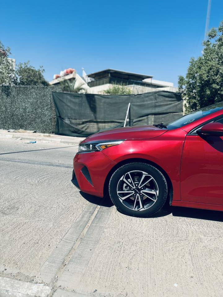 #السلام_عليكم
للبيع  او المراوس
كيا فورتي 2022
ماشية 42الف ميل 
محرك 2000 دوش
رقم بغداد معوقين
 رادار امامي توقف ذاتي وتحديد مسار 
مانع انزلاق 
حساس ضغط الاطارات 
فول تحكم ستيرن
شاشة اعطال كبيره للتحكم بإيعازات السياره
السياره جديد وجاهزه للاخير 
#الحادث
موضح بالصور 
#السعر 145 ورقه وبيها مجال   
للاستفسار  /‭‭٠٧٧٤ ٠٧٧ ٨٠٠١‬
مكان السيارة/ميسان مركز المدينه
