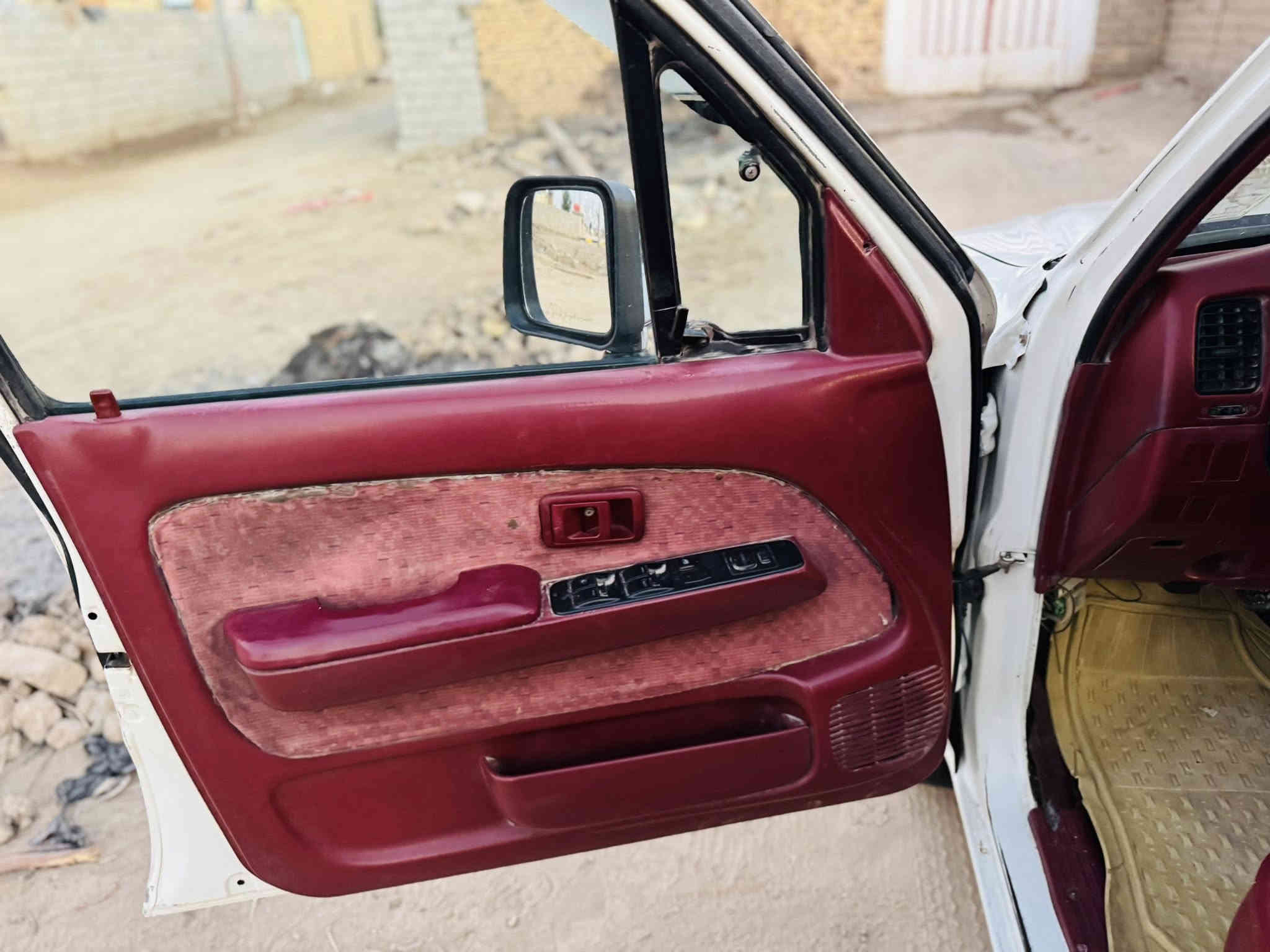 السلام عليكم تيوتا جمره ٢٠٠٤ رقم بصره سنويه ل٢٨ مصبوغه عام جمالي دشبول ماروني تخم تاير حداديه وره وكدام توني شادها محرك وكير واكسن كفاله كهربائياة كلها شغاله لايت اصفرسياره خير من الله مسجل شاشه تحويل بلاسم العنوان ميسان المجر الكبير السعر ١٠٥ وبيها مجال قليل للستفسار لاتصال على الرقم ***********/*********** المايعجبه لايعلق ولايعامل جذب
