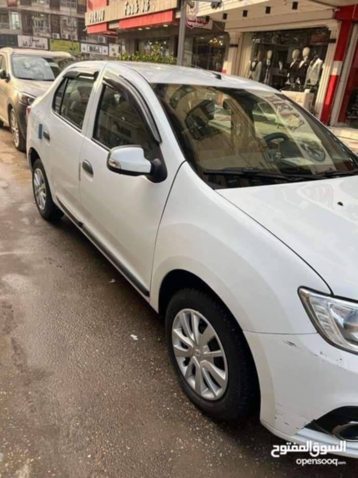 رينو سمبل موديل ٢٠٢١ رقم بغداد السياره ماشيه ١٠٠ الف استخدام شخصي بيها بارد بسيط وممعمر باب الخلفي اليمنه سياره جاهزه بالقسط مقدمه ٥٠ والشهريه على الاتفاق اسويلك وكاله قياده لحين تسديد مبلغ السياره  سياره بيها سونار للاتصال ***********

