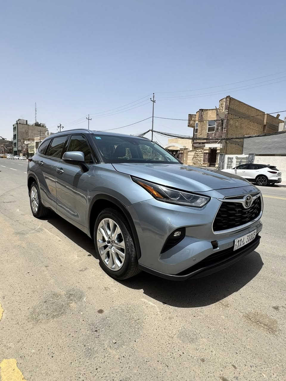 السلام عليكم
للبيع تيوتا هايلاندر 

الموديل22

الفئة المتدد

فتحة تحكمات استيرن رادار امامي خلفي 

كشنات جلد تدفئة

حساسات امامي خلفي مع رادرات اماميه وجانبيه 

تبريد 3قطع 

المحرك 6سلندر 

ماشيه 50 

وارد امريكي الضرر فقط مقدمه البنيد بدون ايرباك وهنا صار بيه حادث بل عراق جاملغ واشويه من الباب 

كير محرك تبريد كفاله  

السعر 29.500 وبيه مجال 

للاستفسار الاتصال ع الرقم

***********

***********
