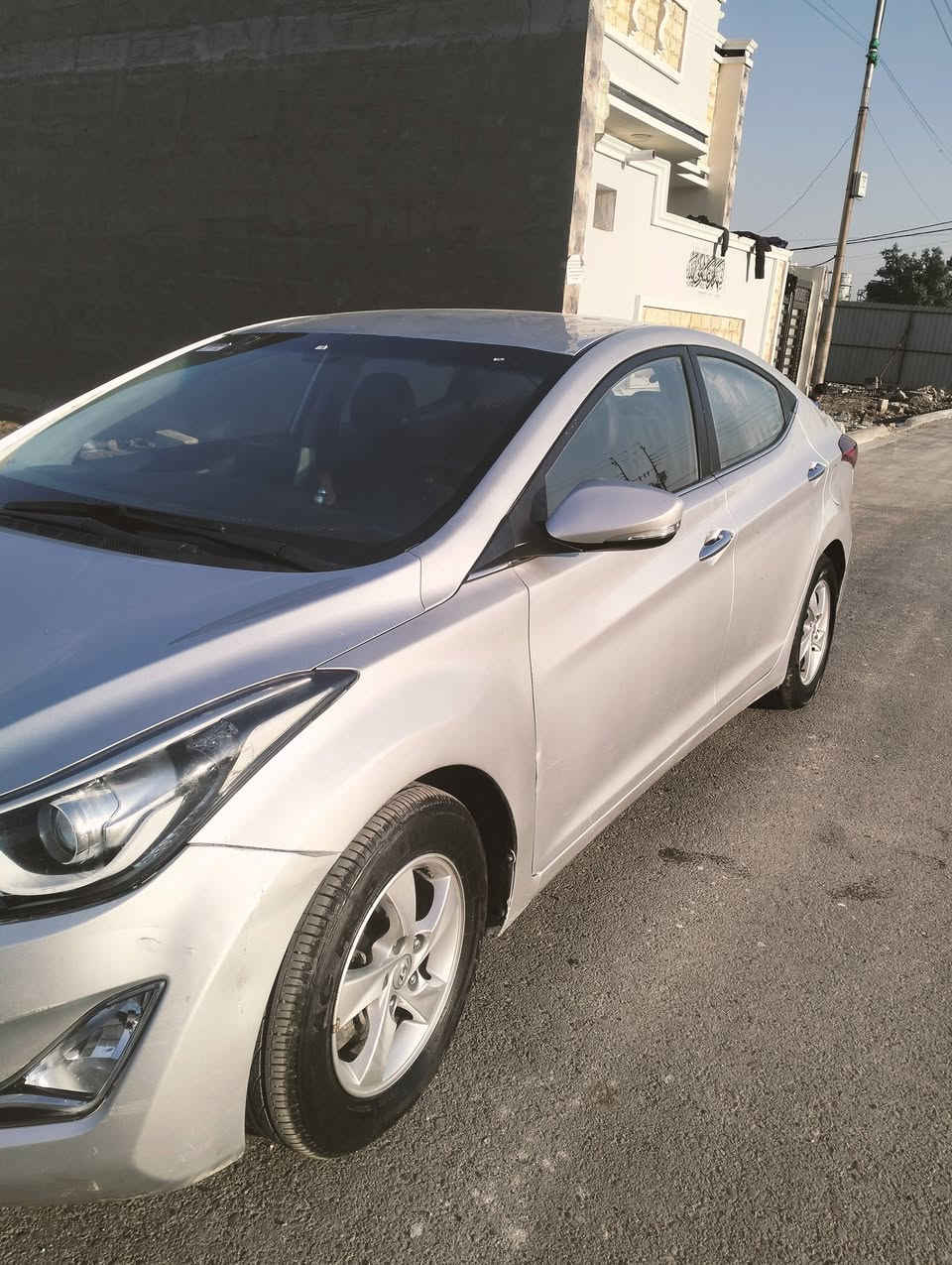 السلام عليكم افانتي ادوات بدون  رقم 2014 كامل مواصفات ماعدة فتحة مرايات شفط بطن اسود جلد  ماصدات لدات سيارة جديدة دخول جديد السعر 45 لا تعلق ولا تراسل اتصل وتدلل  *********** مكان بغداد
