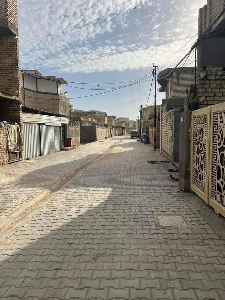 السلام عليكم
قطعه ارض للبيع مصبوبه رفت
 المساحه ٧٠ متر الواجهه 5 والنزال 14
زراعي شاكر العاني سند 25 
الحريه قرب حي العدل
مع اقرار محكمه مع صاحب الأرض 
خدمات كامله مي ومجاري وكهرباء 
السعر 22مليون وبيه مجال بسيط 
للاستفسار الاتصال عل الرقم 
***********
