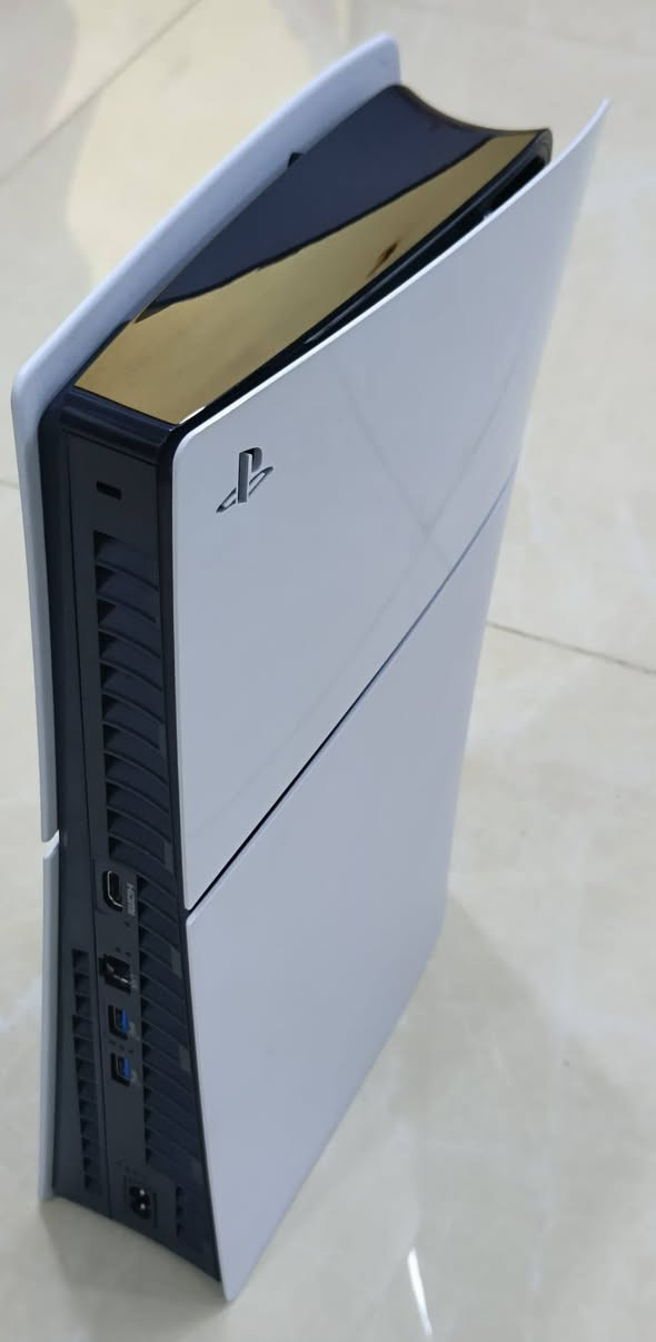 السلام عليكم
PS5 

بلي 5 سلم للبيع

1 تيرا ✨

الجهاز نظيف جداً اخو الجديد استعمال قليل على ايدي ماعندي مجال اشغله اصلاً لذلك دابيعه

السعر 775 

الجهاز ما مفتوح وياه جويستك وكيبلاته الأصليات

وهدية قرص فيفا 24 🎁

للعلم الجديد حاليا 975 واكثر

للتواصل مسنجر او واتساب على الرقم

***********
