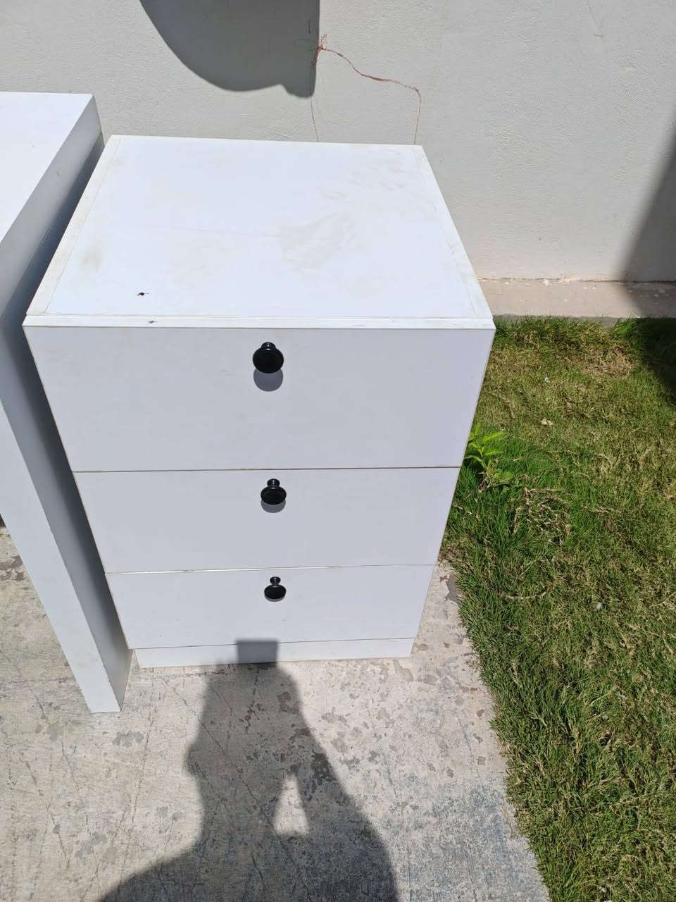 ميز mDF تفصال مع كرسي مكلفني ٥٠٠ الف رايده ب ٤٠٠ مستخدم نضيف جدا المكان مجمع الاميرات
***********
