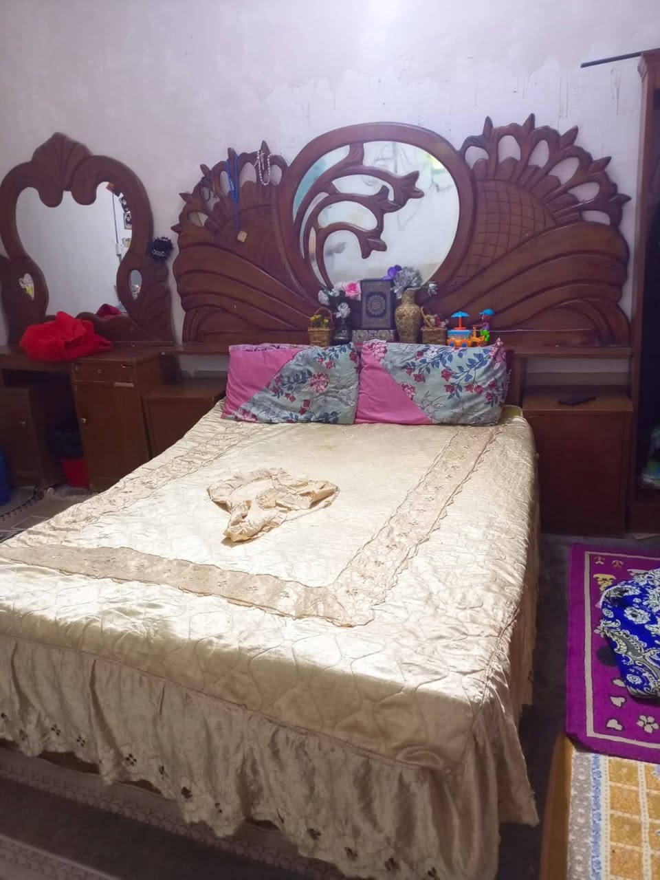 السلام عليكم
كلهن هذني سعرهن350 وبيهن مجال
الرقم ***********
