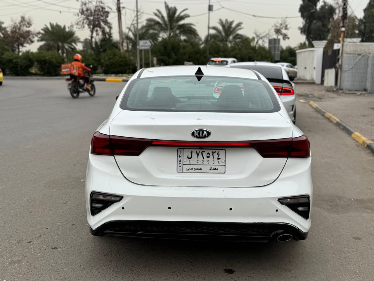 السلام عليكم ( مكلف بالنشر )
كيا فورتي ٢٠٢٠ حادثها بنيد وجاملغ بدون دواخل ايرباك الدركة فقط صبغ هنا بيدي قطعتين 
رقمها بغداد ب اسمي
مواصفات تحكم ستيرن ،مانع انزلاق ،ورادار تحديد مسار، وشاشة عطلات كروز سرعة  باقي المواصفات معروفة
السعر 122 بيها مجال بسيط 
مكانها الصليخ ***********

