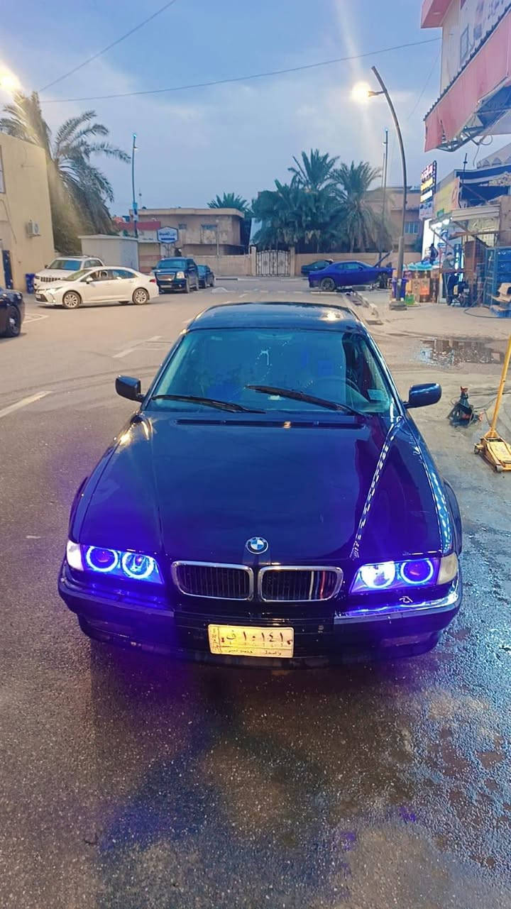 بي ام كاسحة موديل1995 كفالة كير مكينة تبريد تدتفة حدادية  جديدة ما عدة قاعدة الدبل يراد تبديل لون نيلي رقم واسط بسمي سعر65وبيهة مجال للشراي مكاني بصرة جزيرة ***********
