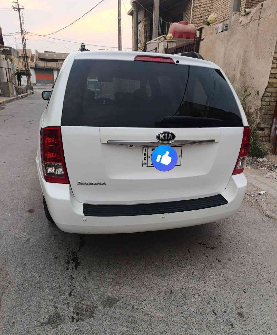 سلام عليكم عندي كية كرنفال خليجي 2014 رقم اربيل دولي بسمي سيارة جاهزة من كلشي  محرك كير مكفولات سيارة بيها قطعتين تبديل وقطعتين صبغ وسونار مرفق بل منشور سعر 157 بيها مجال بسيط  ستفسار على هاذة رقم ***********  مكان واسط نعمانية الي مايعجبة السعر يعبر المنشور بكلمة طيبة وربي يرزق الجميع
