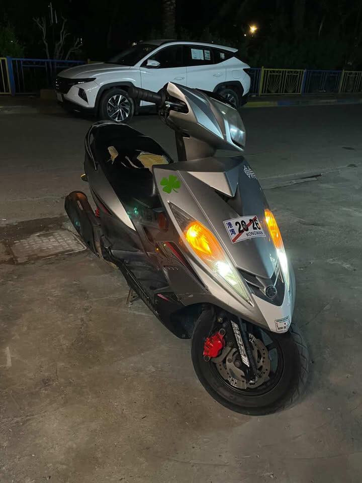 جيتي ار لبيع لدراجه مكفوله  تاخذ على الفحص و بلاديه كفرات و مكينه و المكينه برغي ما مفتوح بيه و شاشه ٣الوان المكان حريه السعر واحد و ١٥٠ و بيه مجال الرقم***********
