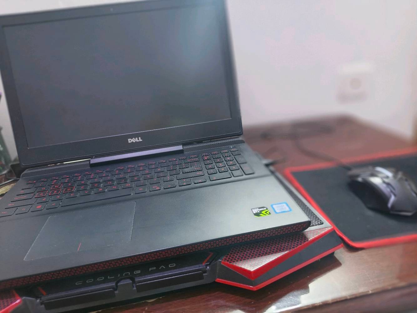 للبيع: لابتوب Dell Inspiron 15 7000 Gaming (P65F)
الجهاز نظيف وممتاز جداً للألعاب، المونتاج، والدراسة.
​مواصفات الجهاز:
​المعالج: Intel Core i7-7700HQ (جيل سابع فئة HQ القوية)

​كارت الشاشة المنفصل: Nvidia GeForce GTX 1050 Ti
  
​كارت الشاشة المدمج: Intel HD  Graphics 630

​الذاكرة (RAM): 16GB DDR4

​التخزين: 256GB SSD 

​الشاشة: 16 بوصة بدقة Full HD 

​الملحقات جميعها اصلية :

​الشاحن الأصلي للابتوب
​ماوس لاسلكي (Wireless)
​ماوس باد
​كيبورد خارجي
​مبرد لابتوب (Cooling Pad) هدية

​السعر:

​610.000 دينار عراقي (شامل كل الملحقات)  (مكاني كربلاء سيف سعد) 
​للتواصل يرجى مراسلة الخاص.