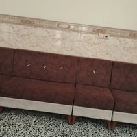 ديوان • ١٠ مقاعد • نظيف