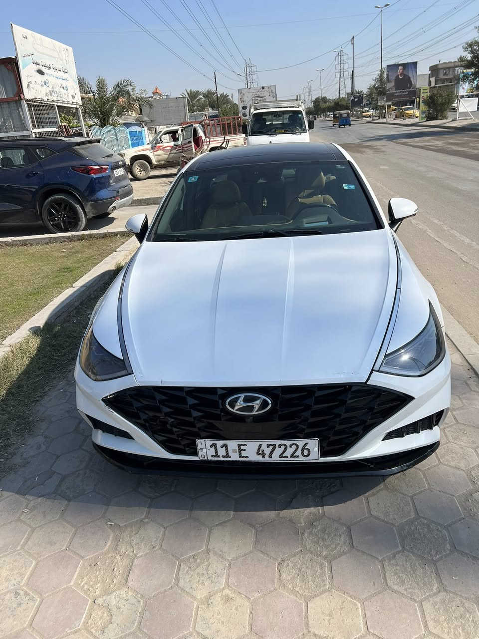 سوناتا 2021 اعلى فئه بالسوناتا كشنات تدفئه وتبريد ورادارات وخمس كامرات وداته شو وبعد بيها كلش هواي مواصفات 
السياره وارد امريكي حادثها فقط دعاميه اماميه وطلع بيها قطعتين كلير من امريكا وصور الحادث 
بالمنشور
مكينتها اقتصاديه 1600 تيربو طياره 
رقمها بغداد باسمي
مكاني الغزاليه 
سعرها 183$
الله شاهد السياره على ايدي ومابها نقص اي شي سياره كلش جديده 

رقمي ***********
