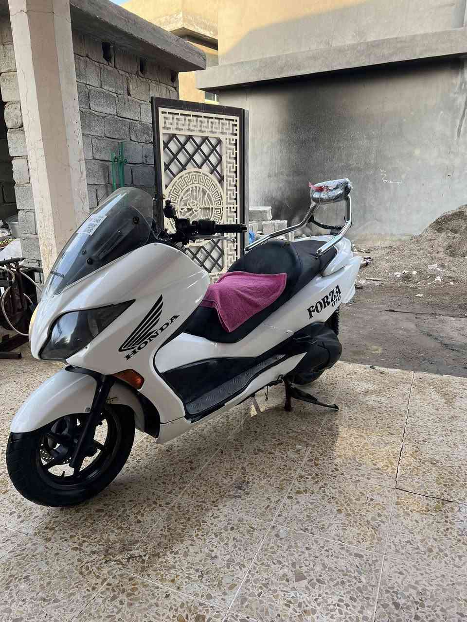 سلام عليكم للبيع فورزه MF0/10 دراجه خير من الله مكينه وكهربائيه كلها شغاله مكان دراجه ديالى شهربان رقم ‭

‭٠٧٧٨ ٣٤٢ ٠٩٧٥‬
