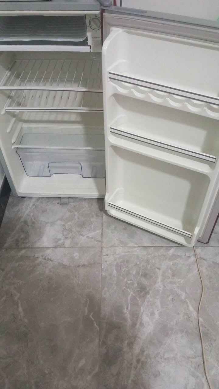 ثلاجه ناشونال نظيفه كلش اخذتها ٢٢٥ اريدها  ب٧٠  لان خلصت غاز هلكد ماانقلها من مكان لمكان بالشيل وتركتها بعد


**إذا كنت صاحب هذا الإعلان وتريد حذفه لأي سبب، رجاءا أرسل رسالة إلى الدعم الفني**