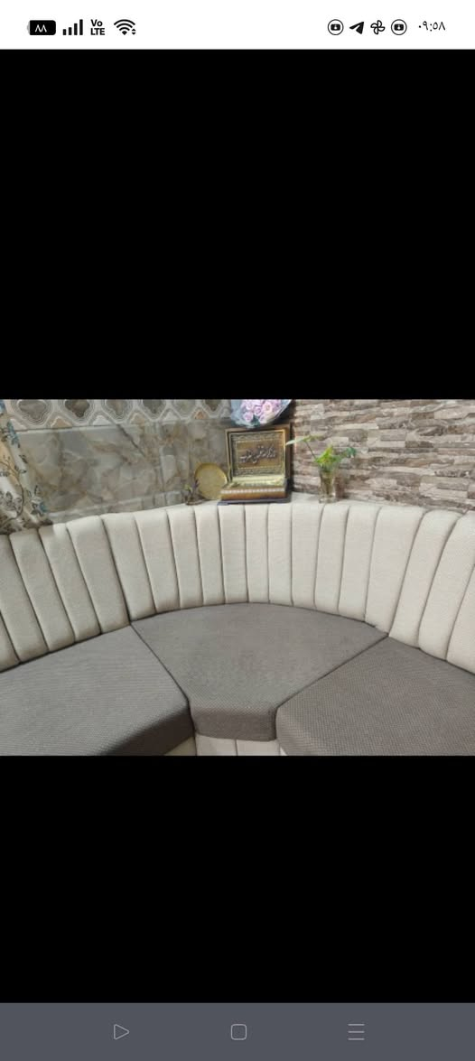 ديوان للبيع شغل موصل ثقيل شرط النظافة اسفنج وقماش وحشب قياس 8 امتار الاتصال على رقم ***********
