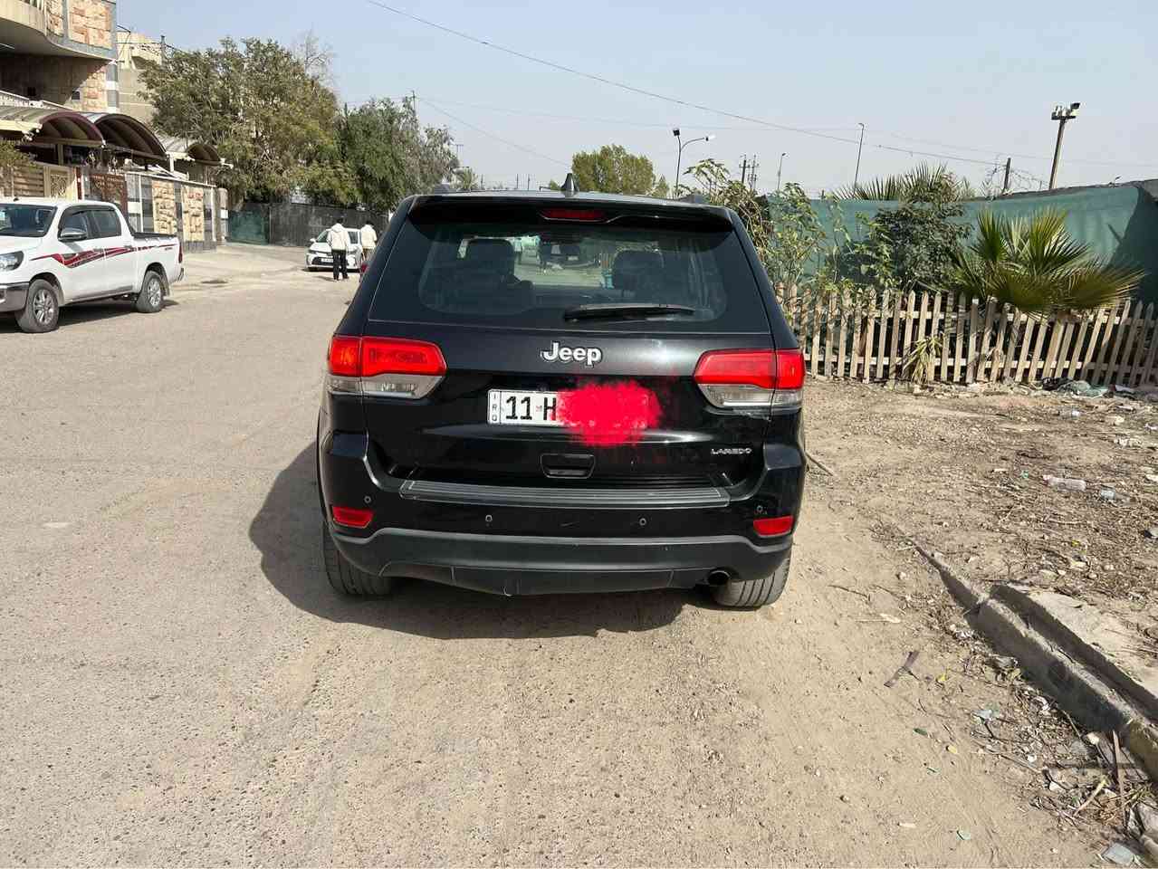 جيب لاريدو موديل 2017 موصفات 
بصمة 
شاشة 
كامرة 
كشنات جالد 
كشنات كهرباء 
تحكمات ستيرن 
مانع نزلاق 
حساسات خلفي 
صبغ جملغ وبنيد رايدهة 187 وبيهة مجال الطيبين وأي ستفسار نتصال علة هذة رقم *********** مكلف بل نشر بغداد, العراق
