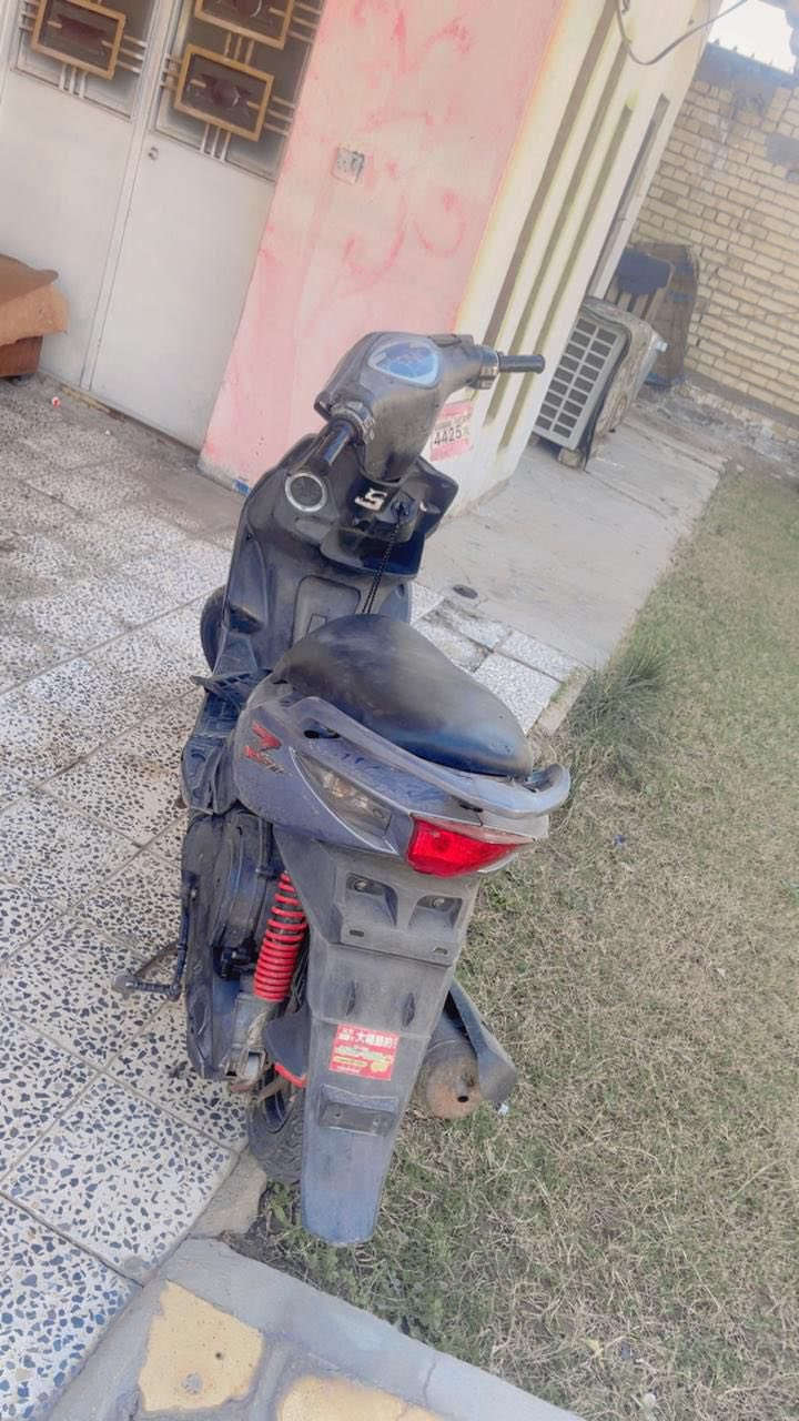 ماكس مضلع للبيع دراجه خير من الله شلعه ومعدل دراجه بلاديه من الطول لطول كفرات بلادي دراجه نكره سلف بكل وكت وهندر شغال مكاني بغداد الحبيبيه قرب حيدر ابو الشربت رقمي *********** السعر 700 وبيه مجال حك الجيه
