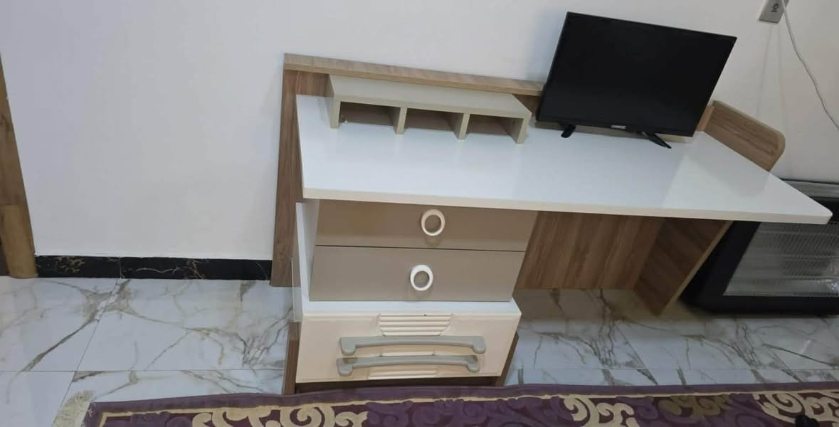 غرفة نفر من هوم سنتر ب.مع  دوشك ولا غلطة غرفة هم جديدة للبيع


**إذا كنت صاحب هذا الإعلان وتريد حذفه لأي سبب، رجاءا أرسل رسالة إلى الدعم الفني**