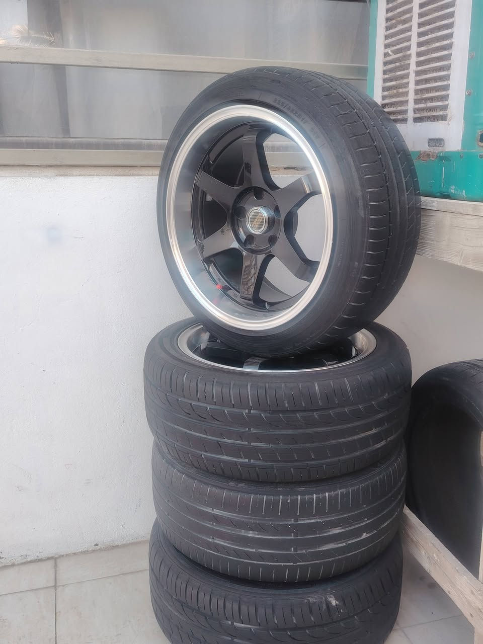 تخم ويل بجيس تو سايز وتايرته حيل نضاف يرهم ملكه شاهينه ماجسته مكاني نجف *********** السعر ٤٧٥
