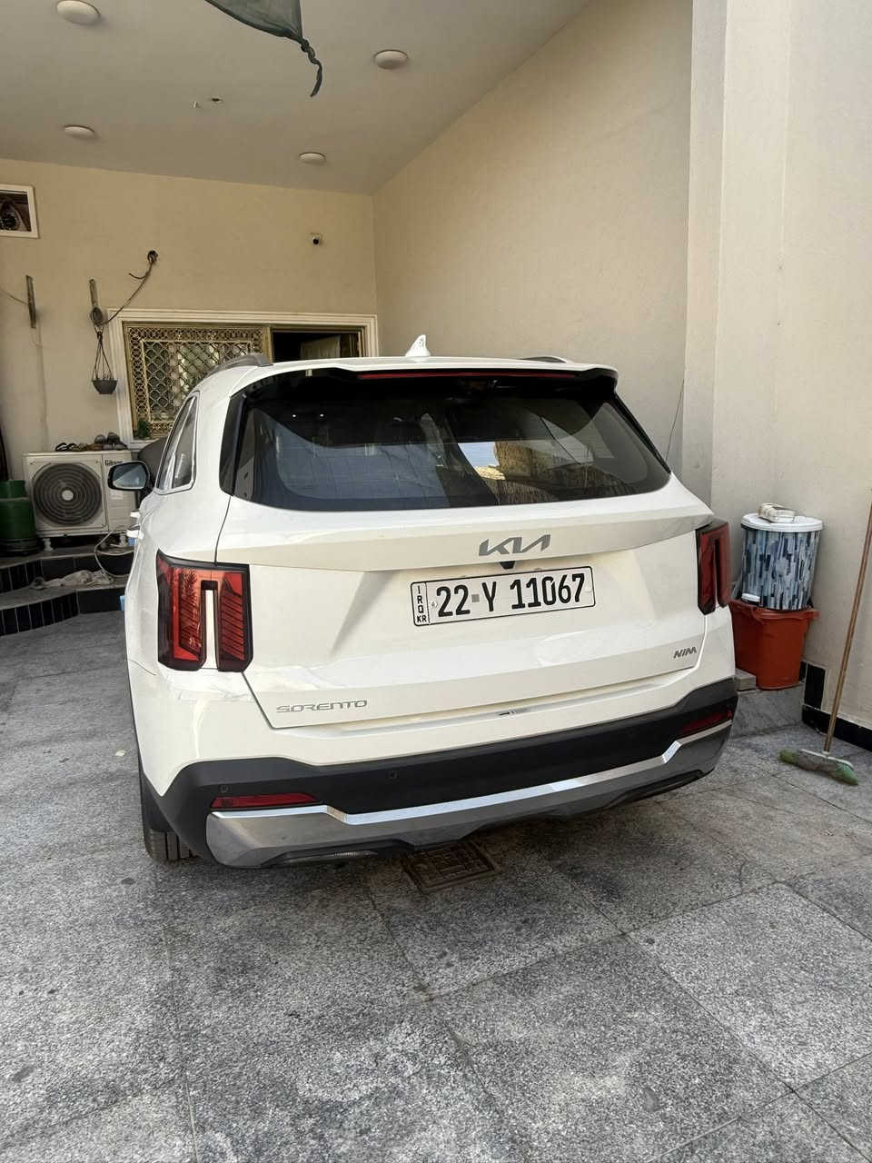 سورنتو للبيع مديل2025
1-المحرك6سلندر
2-بنرامه
3-3بصمات
4تشغيل عن بعد
5كشنات جلد
6كشنات تدفائه تبريد
7لايتات زنون
8سياره فول 
مكفوله كفاله عامه 
ماشيه السياره11الف حقيقي
سعر350
للتواصل***********
