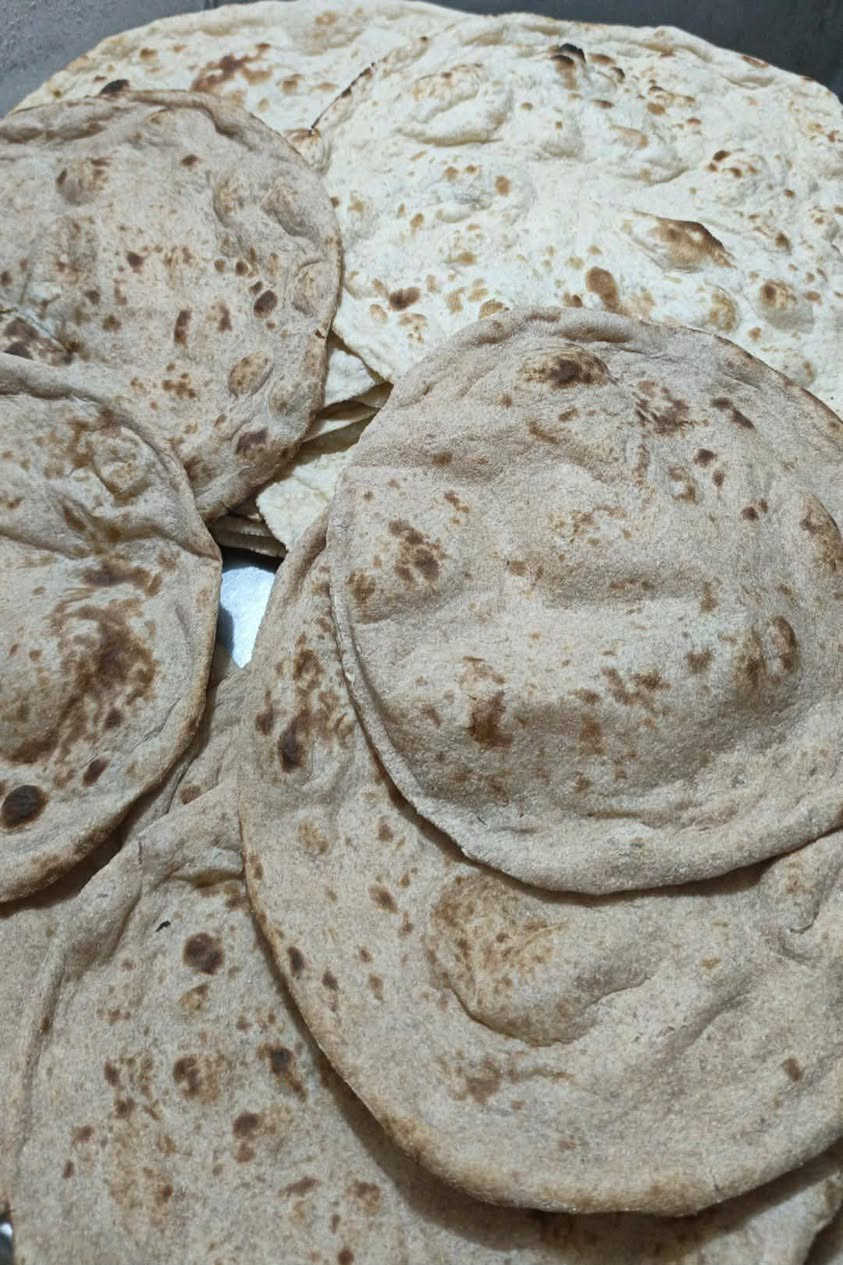 سلام عليكم متوفر خبز بيت مني الطحين كل 4بلف حجم كبير ولصغير كل 5كرص بلف ومتوفر خبز شعير كل 4كرص بلف وذا منكم الطحين كل 7كرص بلف 
جيس الطحين 360كرصه يطلع اخبزه كامل 45الف نخبز حفلات مناسبات 
العنوان كركوك حي النداء مقابيل دوميز بصف صيدليه سنايا موجودتوصيل جميع المكان للحجز ولسفسار مراسله على الواتساب***********
اوالاتصال على الرقم ***********
