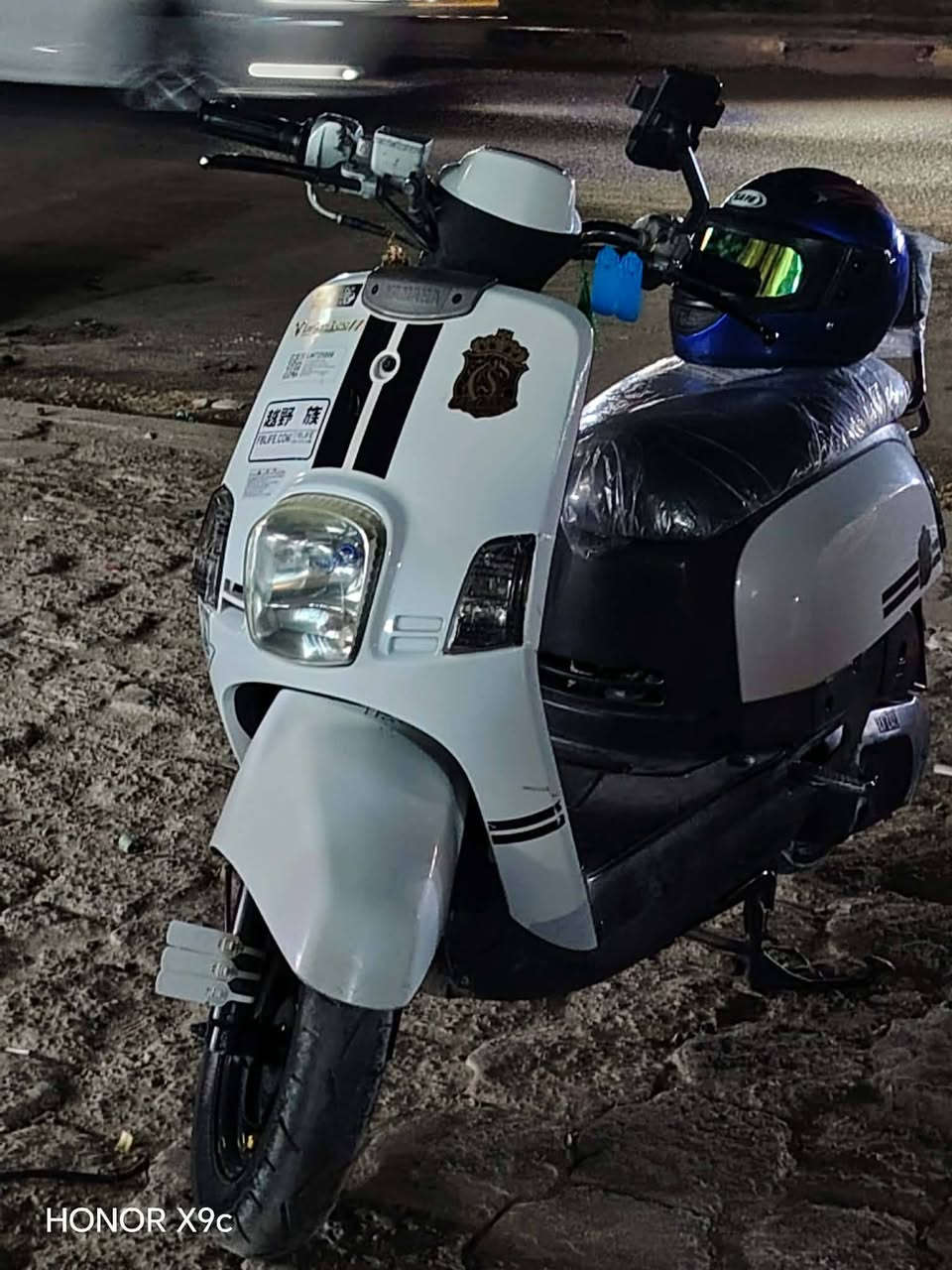 السلام عليكم دراجه بوليس رمه مكفوله من كلشي ختم واحد ويه لمكينه 2008دراجه كلشي مناقصه ربع مذب عليه 750وبيه مجال لشراي
لايت عالي ناصي زنون
***********
