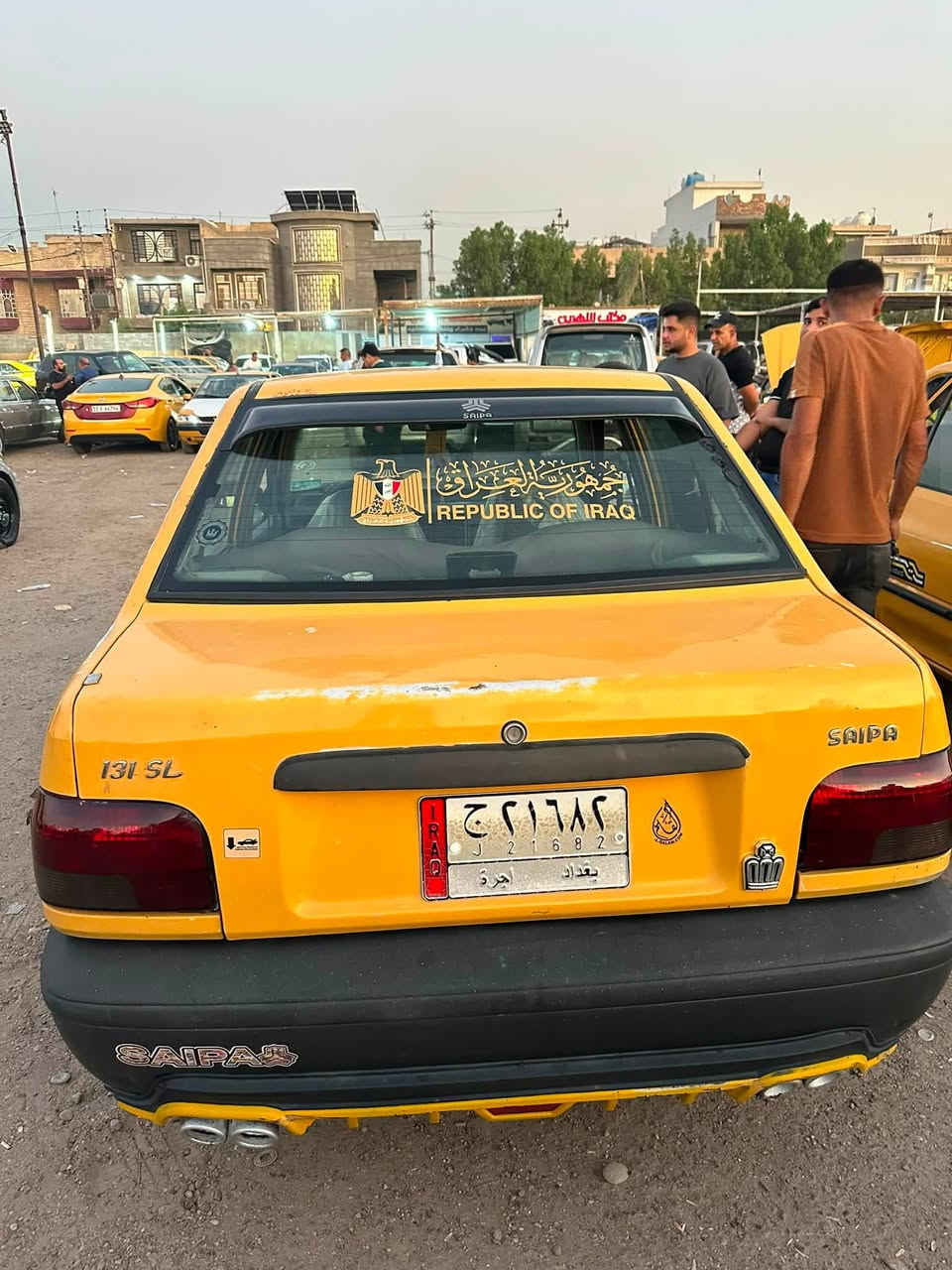 سايبا 2009
السيارة نظيفة كير ومحرك خير من الله صدر امامي خلفي مبدل قبل شهر شواصي بلادي نقص تبريد 
هيئة مصفرة 
مكانها بغداد-حي الاعلام 
السعر 22 وبيها مجال 
التواصل على الخاص او واتساب 
***********
