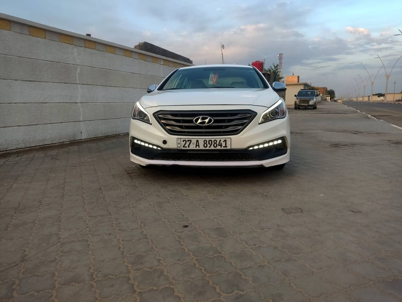 مكلفه بلنشر     سوناته ٢٠١٥ سبروت وارد امريكي سيارا داخله بدون حادث كلين لاغرق ولاشي داخله عطل ميكانيكي هنا بلعراق صاير بيه تبديل جاملغ امامي فقط بدون لاارباك ولادواخل ليبل واحد  سيارا جديده بمعنه الكلمه وجاهزه من كلشي مكينه بلاديه مال كصه لامفتوحه ولامعلايه  سيارا حرا تحويل رقم نكليزي وبنسبه للمواصفات سبورت يعني
لدات اماميه خلفيه
اشاره بلمري
نيكل بلاد
شاشه وكامرا بلاديه مالته
دسك امامي خلفي 
داخل لونين بيجي واسود
كشن كهربائي وتدفئه بلكشنات
فول تحكمات +٣ انضمة قياده 
سيارا حلوا وجديده ولاحلى مابيه ضربه سيارا  بنسبه للسعر ١٢٢ وبيه مجال      رقم ابو السيارا ***********
