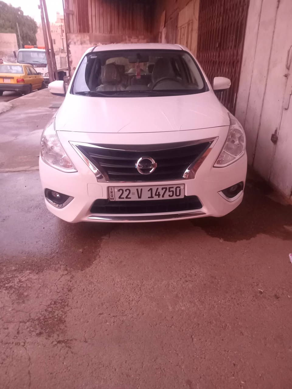 نيسان سني مويل ٢٥ مكفولة من الضربه واصبغ السياره جديده سخدام شخصي ماشيه  ١٤الف   تحويل مباشر  التواصل على رقم ***********
