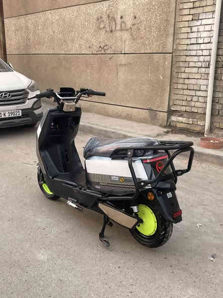 السلام عليكم دراجة شحن 2025 
6 بطاريات جدد 
نضام بارك 
نضام R 
بصمه تشغيل عن بعد 
انذار سرقه 
دبل اشاره 
السعر 430  وبيها مجال 
العنوان بغداد بلديات  
الرقم ***********
