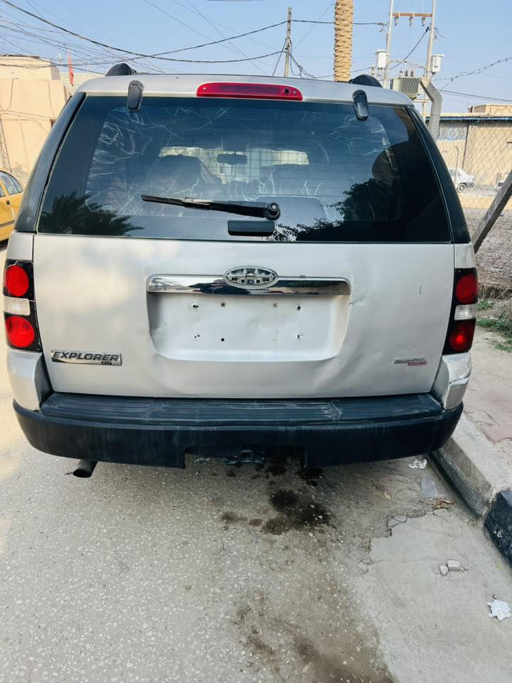 فورد اكسبلور 2007
سياره مزاد 
سياره جاهزه كير مكينه كهربائيات
تبريد كله شغال
كشن كهربائي 
تخم تايرات 
شاشه 
كامره 
باتري 
داخل بيجي
سبعه راكب
سياره جاهزه من كل النواحي 
مكان السياره كربلاء 
السعر 105 لان معاملة كامله باقي كتاب فقط وأرقم 
بيع او مرارس 
رقم ***********
