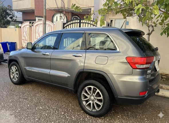 للبيع او لمراوسة حسب القناعة… جيب لاريدو موديل ٢٠١٢… محرك ٦ سلندر… كير توماتيك… فور ويل…. بصمة… شاشة وكامرة…كشنات كهربائية وهيتر وجلد… السيارة كلهه بلادية ومابيهه لا قطرة صبغ ولا تعديل ومابيهه اي نقص… المكان دهوك… السعر ١٨٥ ومجال… عليهه ٩٠٠$ غرامة تنخصم من السعر…. للاستفسار 
***********
*********** دهوك
