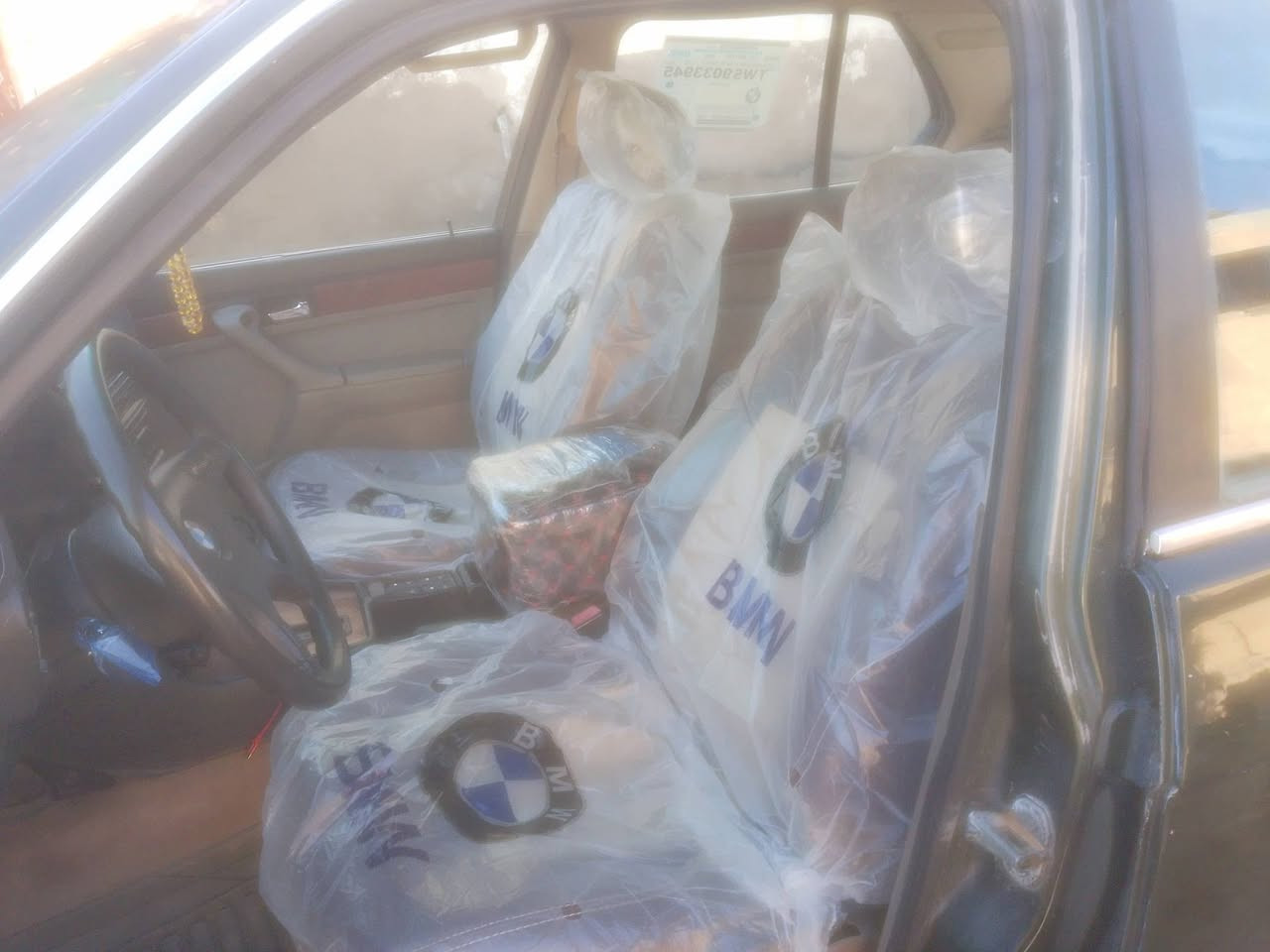 بي ام دبليو 735باسمي رقم ألماني انبار مجدده لسنة2030 مصبوغة عام جماليه تخم تاير جديد محرك كير نضيف داخل نضيف شاشه كامره خلفيه السعر 43وبيها مجال للشراي رقم الهاتف ***********عنوان التاميم قرب جامع الشافعي
