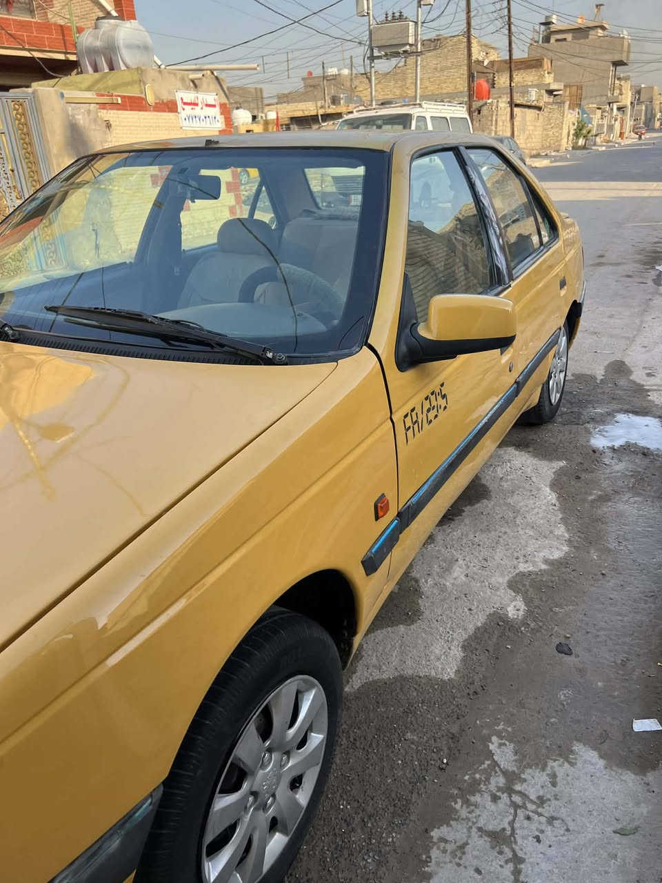 السلام عليكم بيجو أكد ٢٠١٤ مكفوله فقط كصت البنيد والدواير الخلفيه مكينه كير تبريد مكفول
مصفره 
عنواني بغداد العبيدي 
***********
