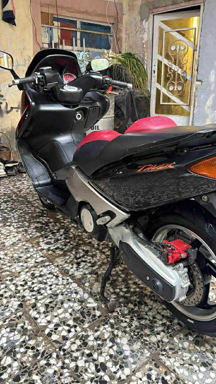 2008للبيع كفاله  نقص التريشه اليمنه فقط سويجات2 المكان حله***********
