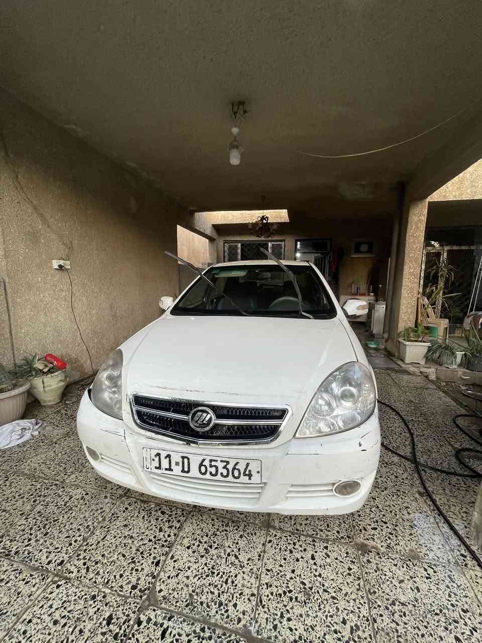 السلام عليكم ليفان 520
بيضه بغداد الرقم الدولي 
 خليجيه  قطعتين صبغ فقط جاملغ وباب خلفي
مكينه بل. كارتون كورله 
تبريد ثلج 
ادامه قوايش 
نوزلات بلكات.   تايرات كله نضيف 
غرفته جديده مابيه ولا كسر 
مكاني بغداد الغزاليه 
*********** 
متواجد واتساب 
علما السياره بيه نواقص بسيطه جدا 
السعر 35 بيه مجال حك جيه.
