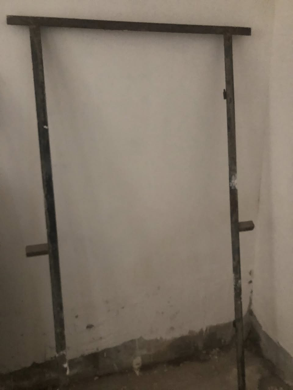 باب بلاستك عرض 70 وارتفاع مترين سعر 30 
باب حديد كامل عرض متر وطول مترين سعر60 
باب حديد بدون جرجوبه 40 
باب شارع عرض مترونص وطول مترين ب80 

بغداد الرشاد
***********
