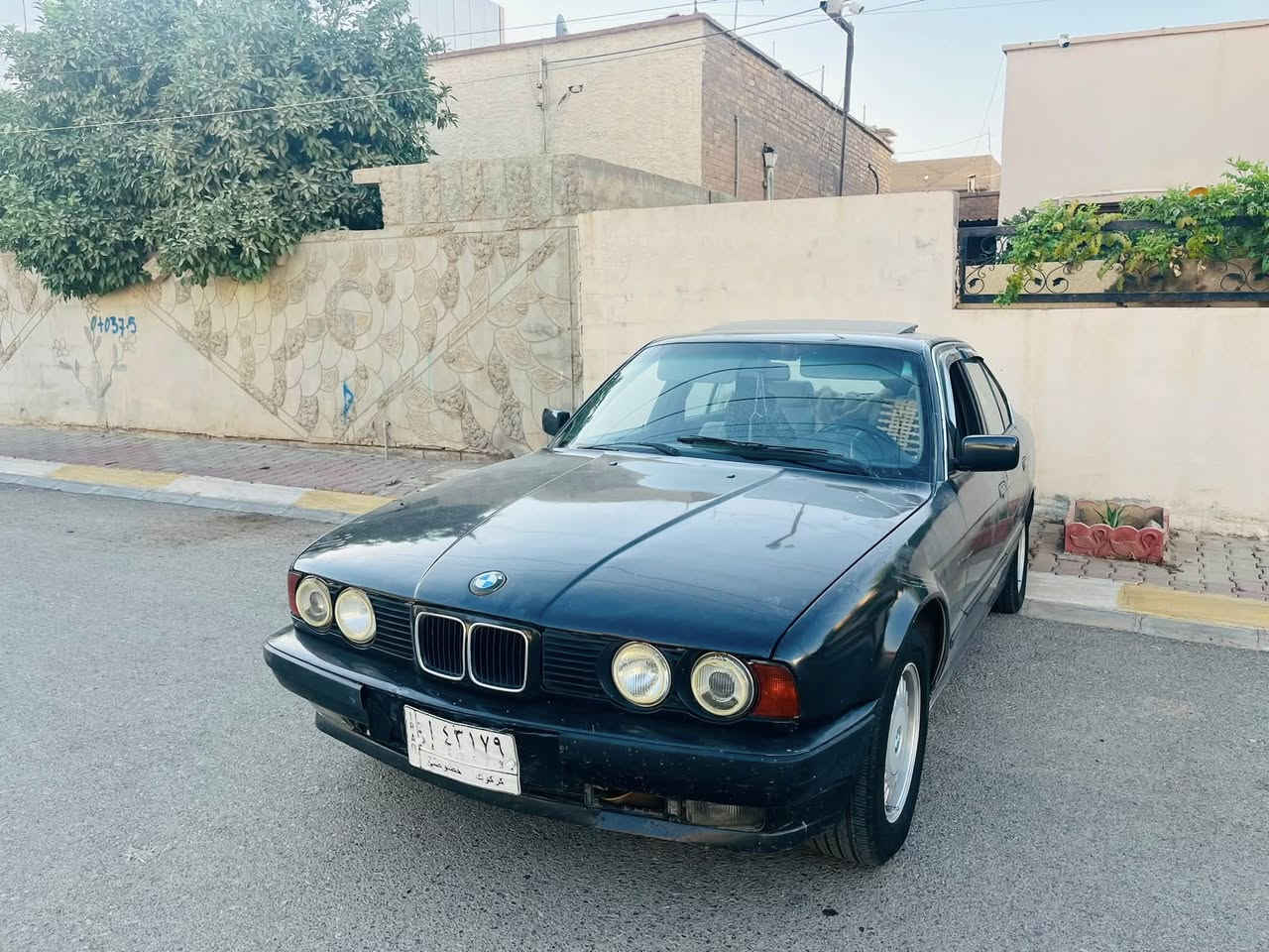 سلام عليكم
525 اصل سنويه وبليته 
كير عادي 
سلايت 
سنويه مشروع وطني لحد 2030
تحويل بشرط 
بيها ضربه جهت السكن 
الاستفسار ***********
