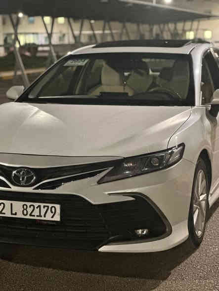 سلام عليكم للبيع كامري خليجي موديل 24 رقم اربيل سنويه هزه جديده شركت نهرو بانزين فول مواصفات الخليجي معروف مواصفاته السياره استلام من شركه صار بيهه حادث كما موضح بصوره فقط ماشيه 100 السعر 225وبيهه مجال قليل استفسار اتصال على رقم موجود اني مكلف ***********
