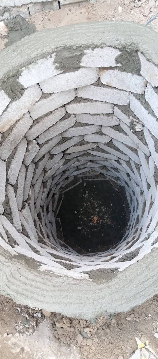 السلام عليكم يوجد كادر عمل تعديل بيوت فرش حجر تصعيد رمل واسمنت سيراميك تعديل حدائق تعديل تكعيبات لبخ تكعيبات تكسير صبه تعديل بيوت حفر ابيار دائريه وبناء تعديل تكعيبات تقشيط حائط اسمنت وجص درز مال بيوت تنظيف بيوت من الحشيش ****************************
