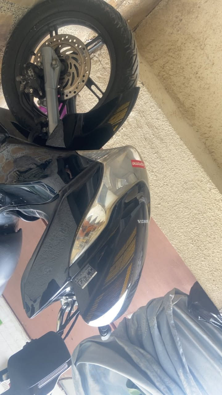 بي سي اكس للبيع الجيل الاول نظيفه فول اريدها ب1400 بيها مجال بسيط  التفاصيل على الخاص


**إذا كنت صاحب هذا الإعلان وتريد حذفه لأي سبب، رجاءا أرسل رسالة إلى الدعم الفني**