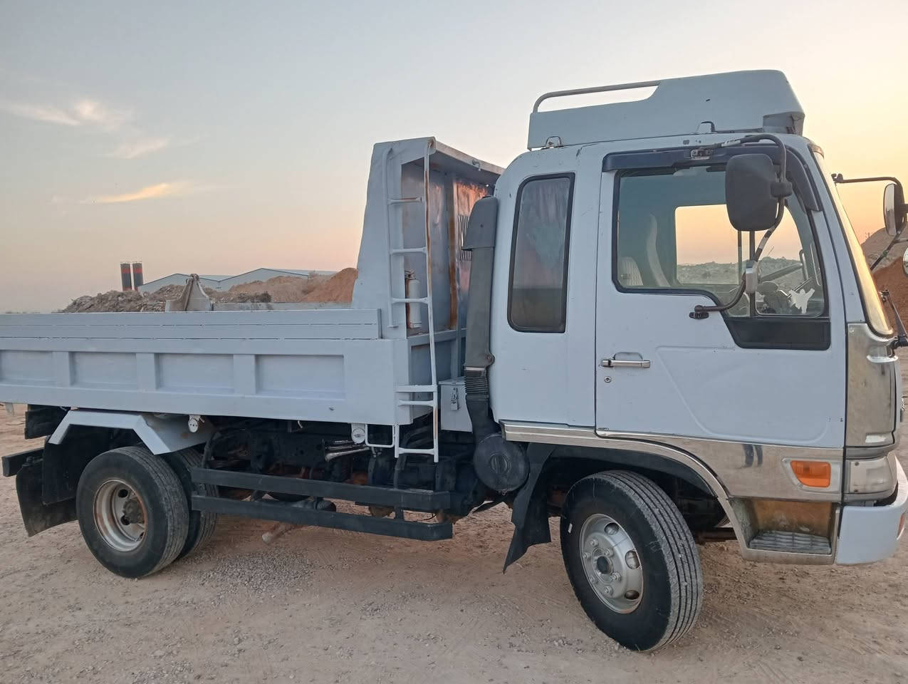 هينو انكر قلاب مكينه 80 موديل 96 منزل موديله سنويه ماساقطه رقم مثنئ معروضة للبيع
العنوان الديوانية
الاستفسار ***********
