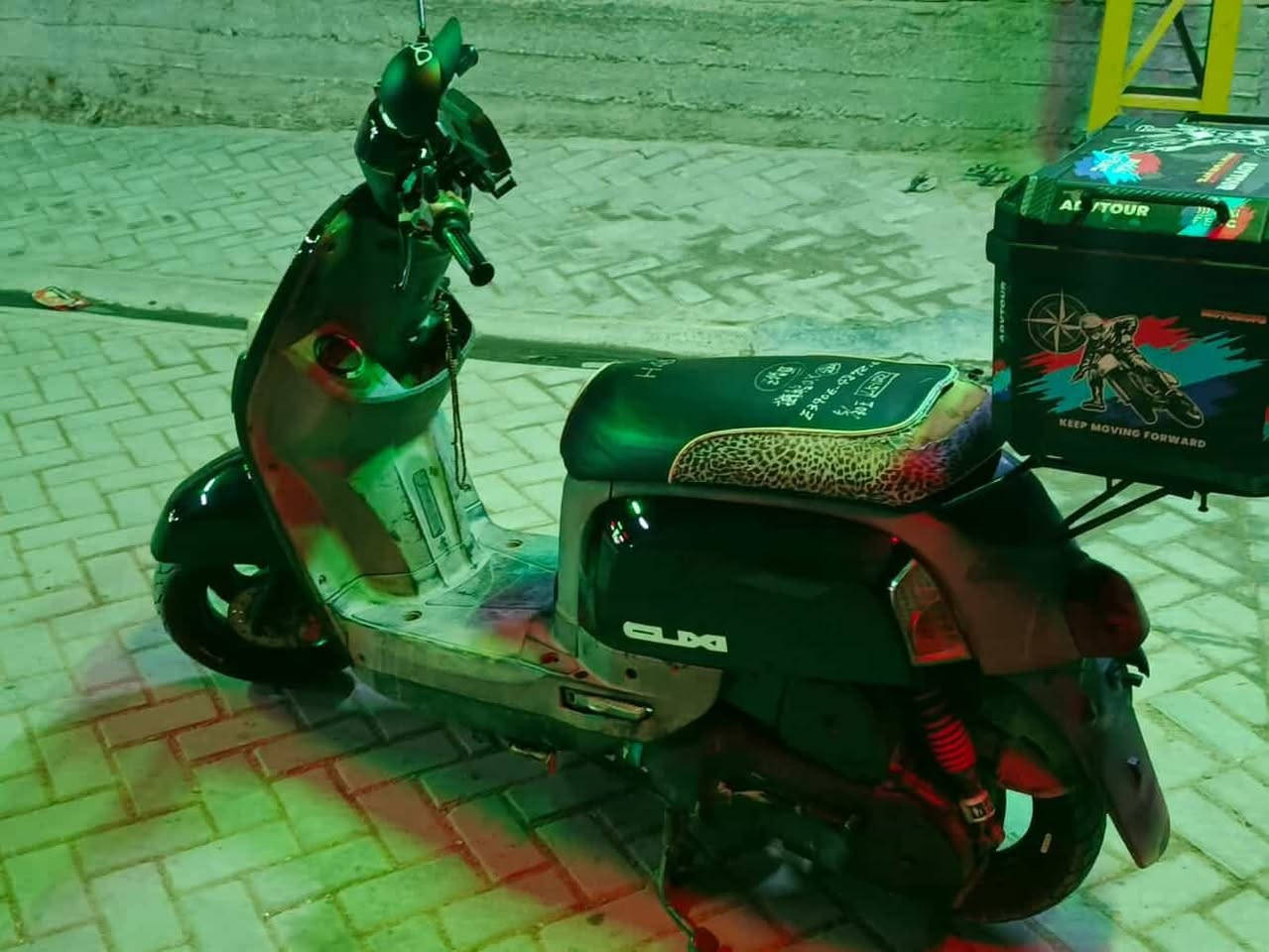 لل بيع محرك مكفول كفرات بلادي موجدة تقريبهن كلها بلادي الدراجة سعر٧٥٠ وبيها مجال بصيط  مكان بغداد العبيدي تواصل عل وتساب فقط رجا ***********
