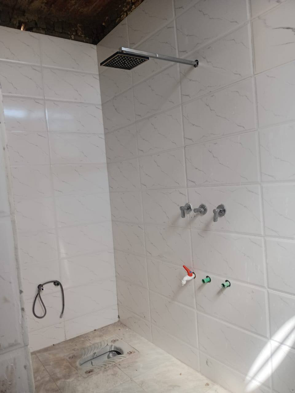 سلام عليكم دار للبيع ٥٠ متر واجهه ٥ نزال١٠
في البوعيثه مجمع المسعودي البيت كامل يتكون من استقبال ومطبخ وصحيات سعر ٥٨ هو بي مجال للشراي الاستفسار اتصال ***********
