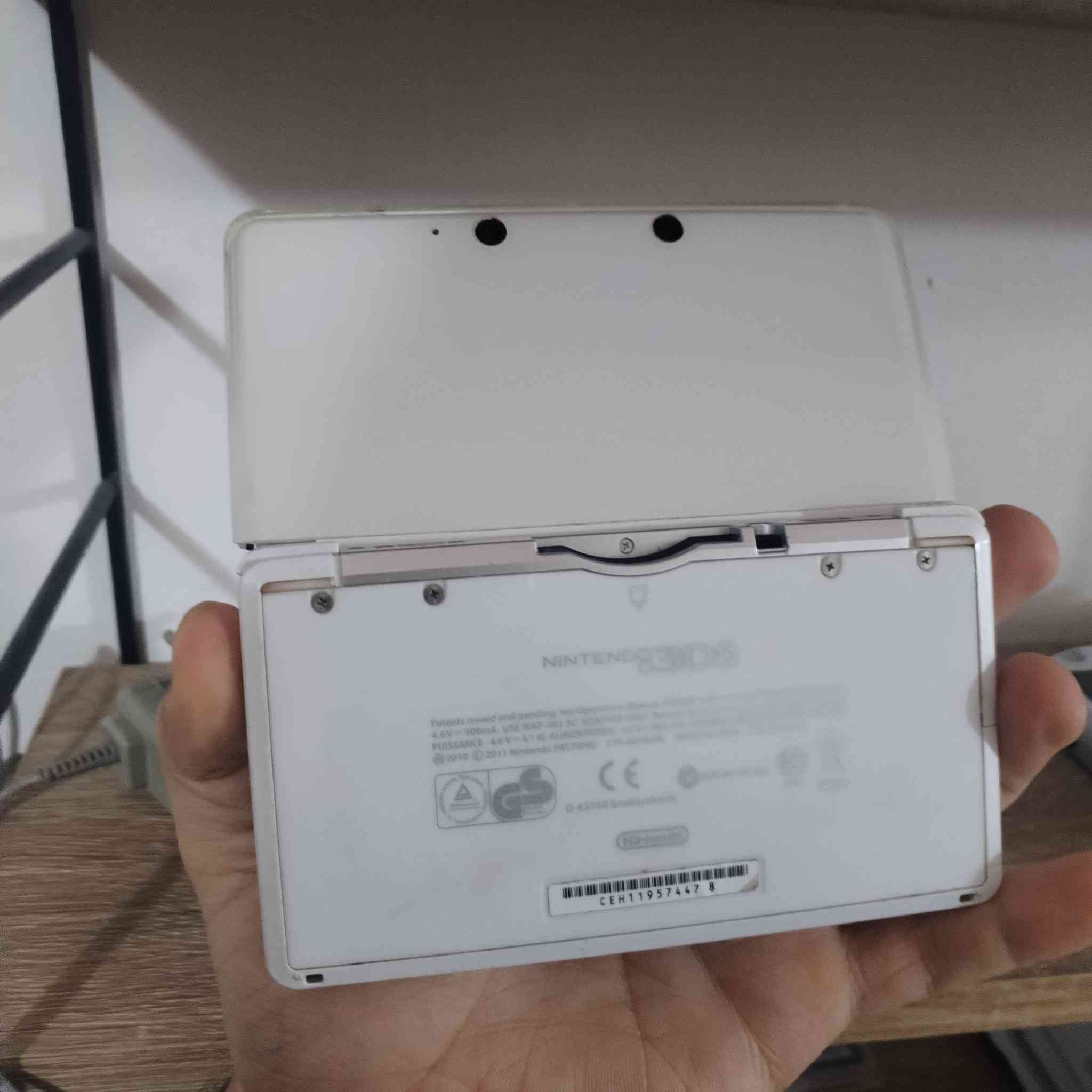 3ds للبيع
يجي وياه شاحنته الاصلي ورام ٣٢
ممهكر
ب١٢٥
ما متوفر توصيل


**إذا كنت صاحب هذا الإعلان وتريد حذفه لأي سبب، رجاءا أرسل رسالة إلى الدعم الفني**