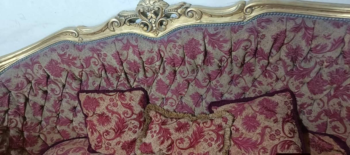 عندي نص تخم ملكي مصري 5 مقاعد اي خلل مابي يحتاج تنظيف فقط 
مكانها بغداد لامين ثانية 
الي يحتاجه يراسلني خاص


**إذا كنت صاحب هذا الإعلان وتريد حذفه لأي سبب، رجاءا أرسل رسالة إلى الدعم الفني**