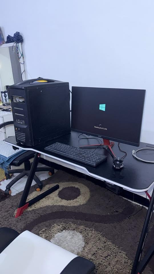 سلام عليكم. 

المعالج: Intel Core i7 3770
✅ الرام: 16GB DDR3 (2×8GB)
✅ كرت الشاشة: Gigabyte GTX 1650 4GB
✅ SSD 128GB للنظام والويندوز
✅ HDD 500GB للألعاب والملفات
✅ مزود طاقة Warrior 500W

🖥️ الشاشة:
✔ Acer 24 Inch
✔ Full HD 1080P
✔ IPS Panel
✔ 165Hz Refresh Rate


**إذا كنت صاحب هذا الإعلان وتريد حذفه لأي سبب، رجاءا أرسل رسالة إلى الدعم الفني**