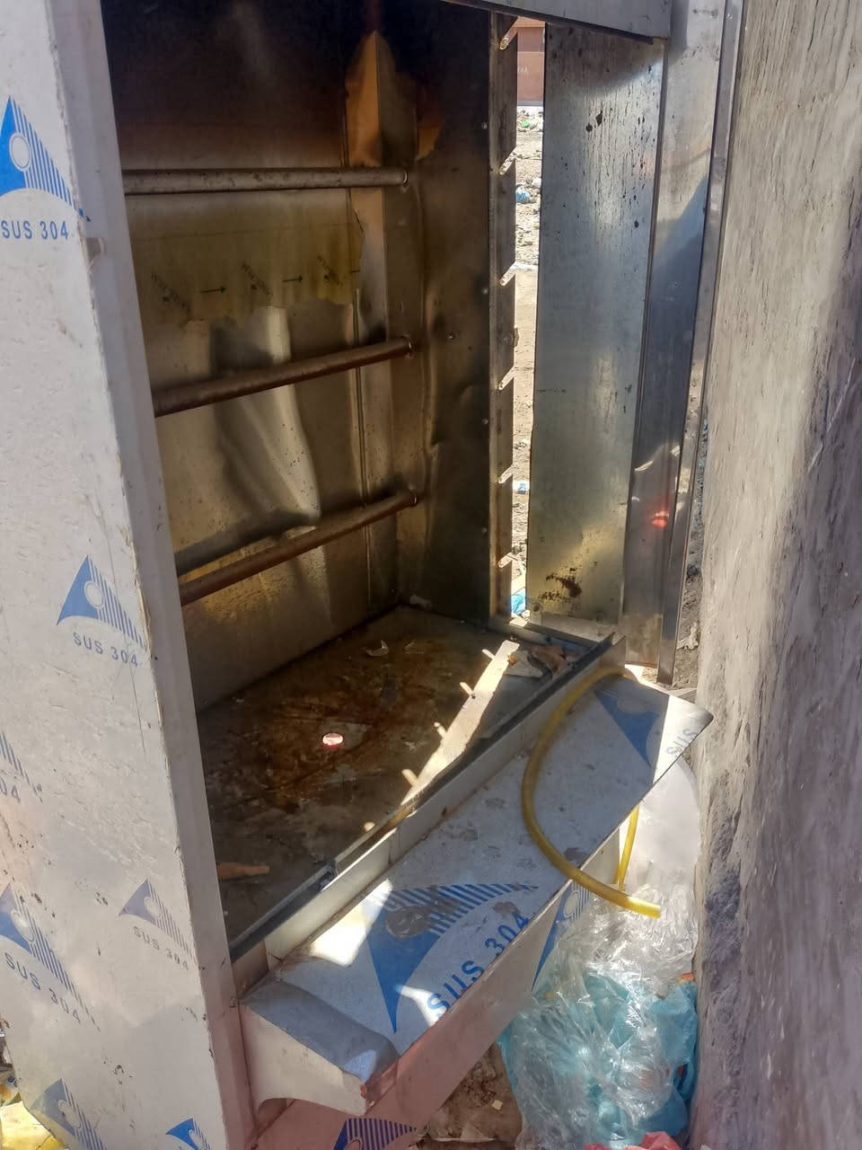 شوايه دجاج 6 شيش نضيفه مكاني بغداد الثعالبة 300 وبيهه مجال
شاهد الله استخدام مره واحده فقط
***********
