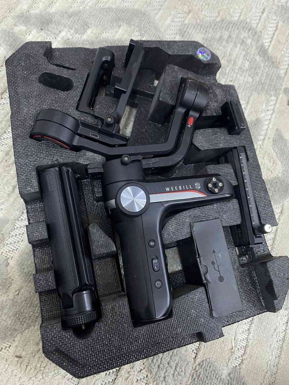 السلام عليكم ورحمة الله وبركاته 
مانع اهتزاز ويبل S للبيع 
كل ملحقاتة كاملة بدون اي نقص 
عنواني بغداد - بغداد الجديدة 
السعر 200 الف و قابل للتفاوض
للاستفسار مراسلة الخاص او الاتصال
***********
